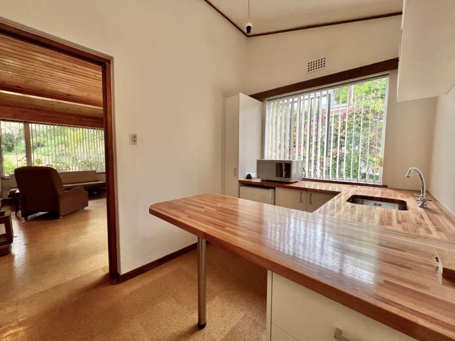4 Bedroom Property for Sale in Uniepark Western Cape
